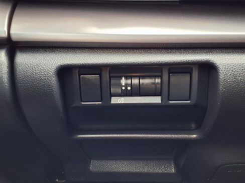 Certified 2024 Subaru Impreza 2.0i AWD/4WD image 9