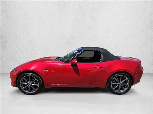 Used 2016 MAZDA MX-5 Miata Grand Touring RWD image 8
