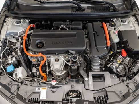 Used 2024 Honda Accord Sport image 3