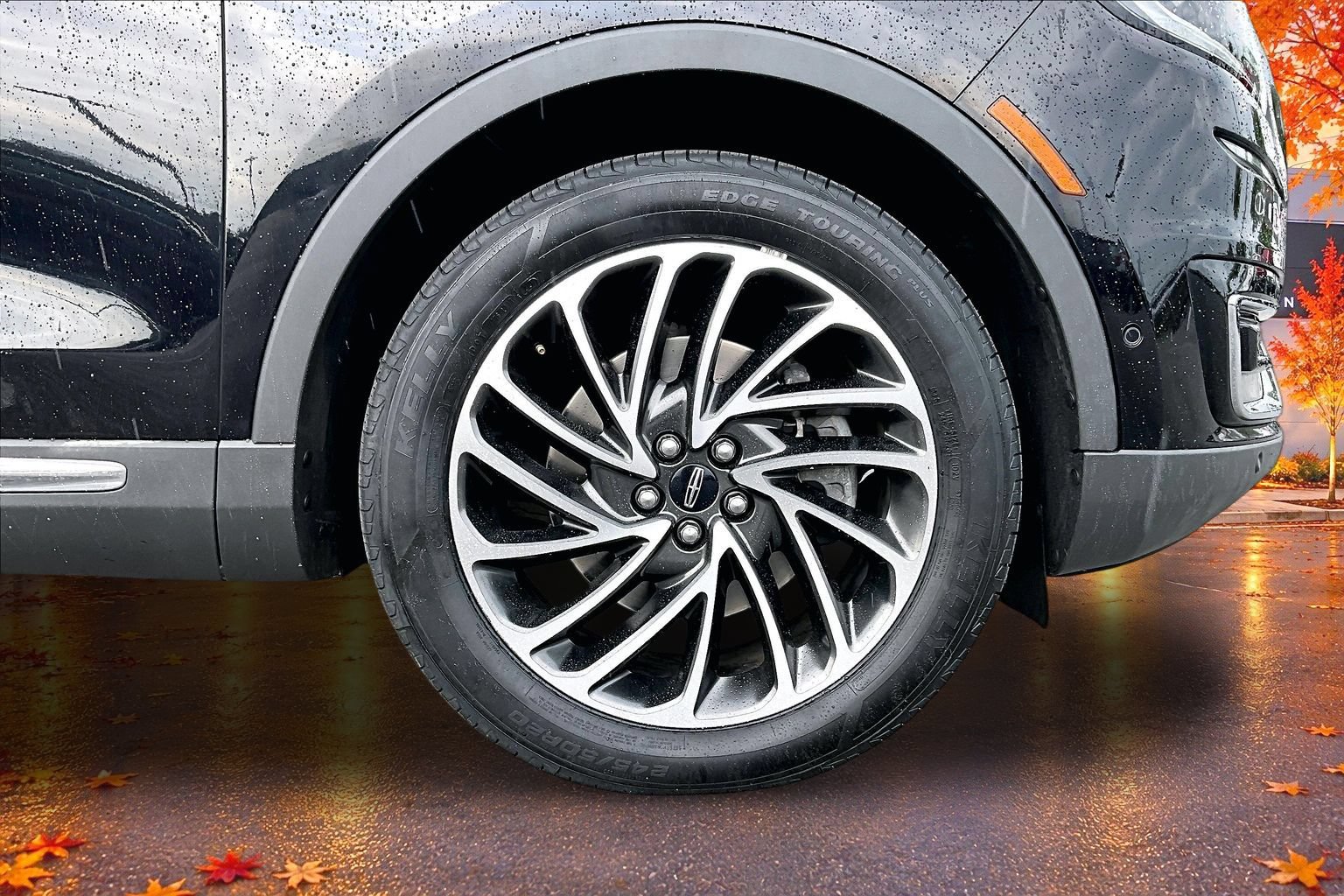Used 2019 Lincoln Nautilus Reserve AWD/4WD image 34