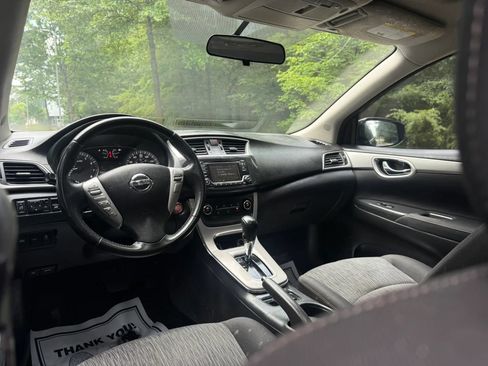 Used 2015 Nissan Sentra SV w/ Style Package FWD image 9