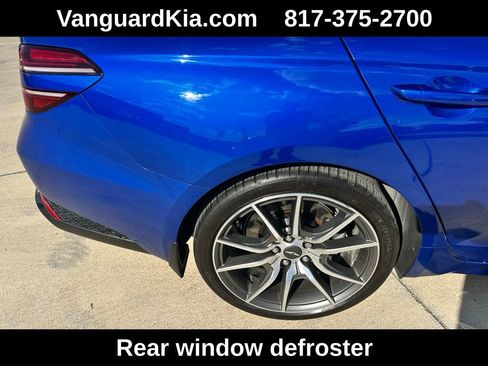 Used 2022 Genesis G70 2.0T w/ Prestige Package image 10