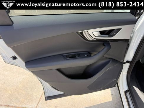 Used 2019 Audi Q7 2.0T Premium w/ Convenience Package AWD/4WD image 19