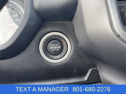Used 2024 RAM 2500 Big Horn AWD/4WD image 30