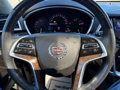 Used 2015 Cadillac SRX Luxury w/ Driver Awareness Package image 18
