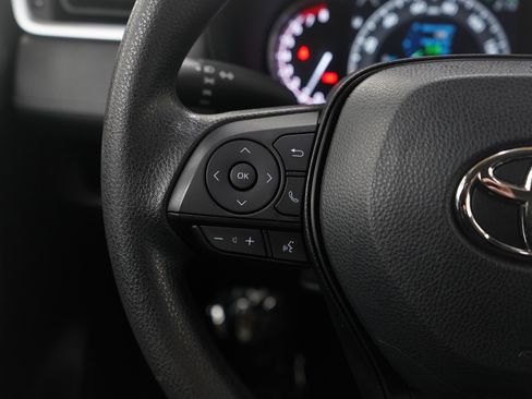 Used 2023 Toyota RAV4 LE image 25