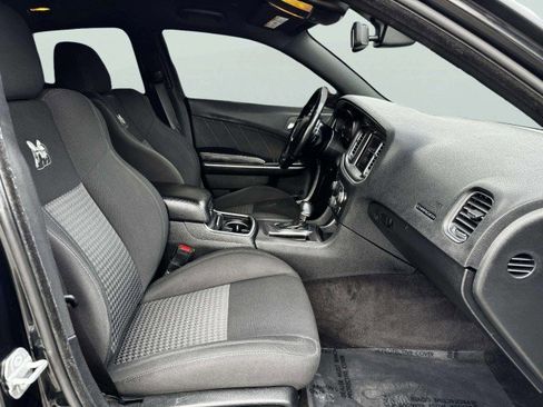 Used 2019 Dodge Charger Scat Pack w/ Navigation & Travel Group image 60