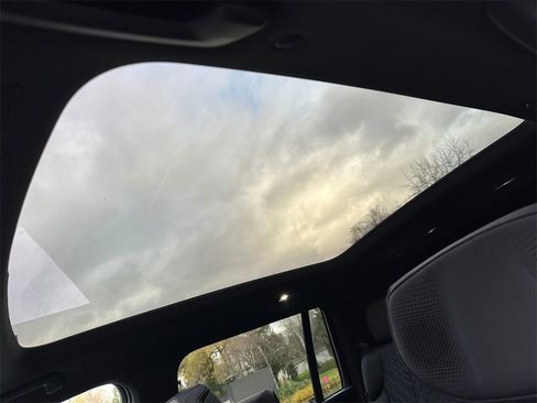 New 2026 Cadillac Escalade IQL Luxury image 25