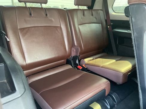 Used 2014 Toyota 4Runner Limited image 17