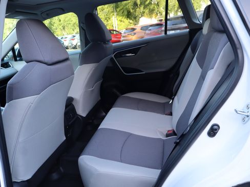 Used 2024 Toyota RAV4 XLE w/ Convenience Package FWD image 40