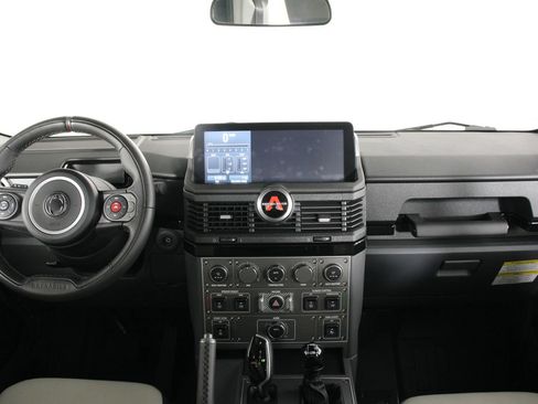 Used 2025 INEOS Grenadier AWD/4WD image 7