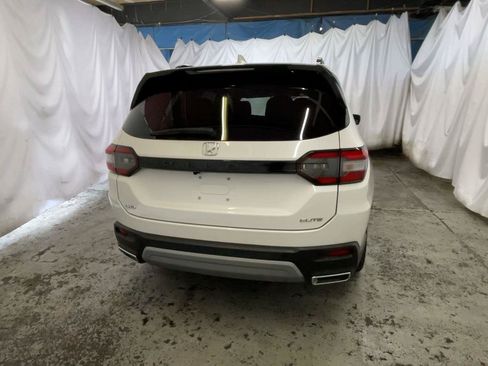 Certified 2025 Honda Pilot Elite image 6