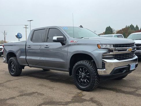 Used 2020 Chevrolet Silverado 1500 LT w/ All-Star Edition image 34