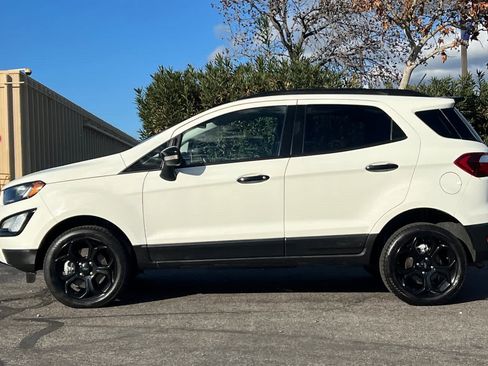 Used 2021 Ford EcoSport SES image 5