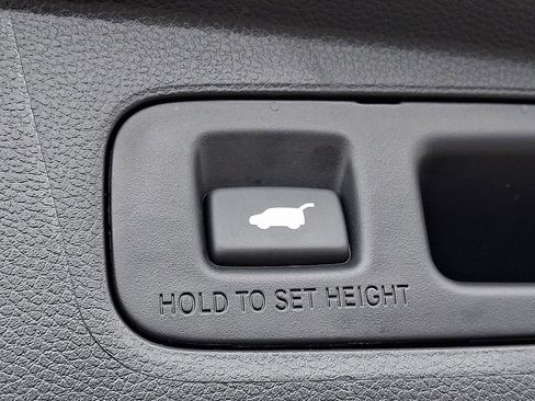 Used 2025 Honda CR-V EX-L image 33