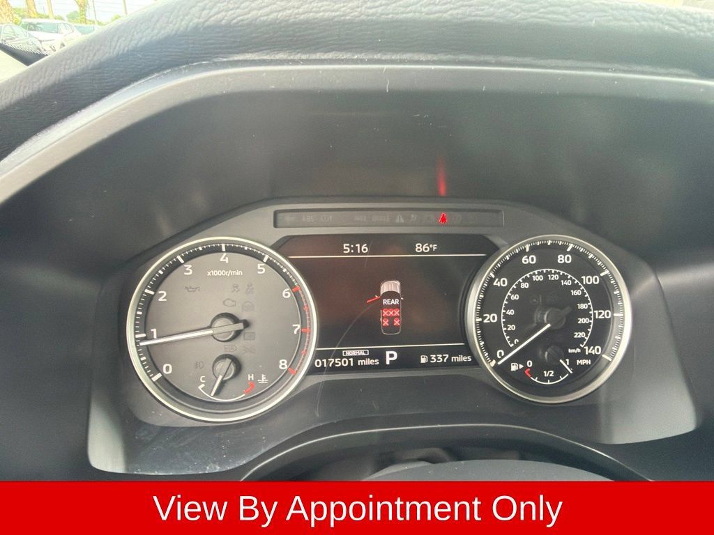 Used 2025 Mitsubishi Outlander SE AWD/4WD image 4