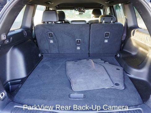 Used 2023 Jeep Grand Cherokee Altitude image 5