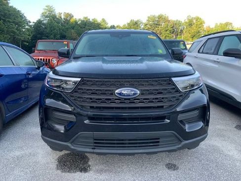Used 2021 Ford Explorer 4WD image 3