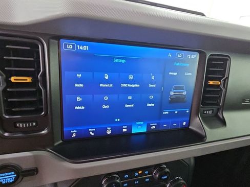 Used 2022 Ford Bronco Badlands AWD/4WD image 16