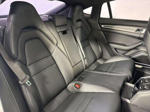 Certified 2023 Porsche Panamera 4S AWD/4WD image 23