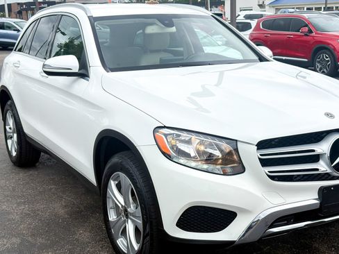 Used 2017 Mercedes-Benz GLC 300 image 3