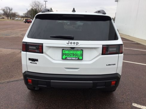 New 2026 Jeep Cherokee Limited AWD/4WD image 4