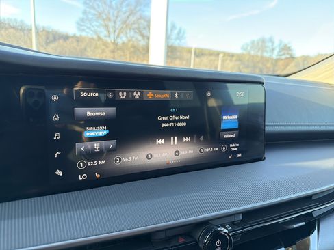 Certified 2025 Nissan Murano SV w/ Cargo Package image 18