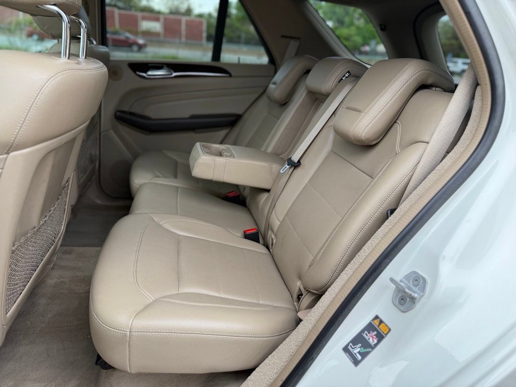 Used 2013 Mercedes-Benz ML 350 BlueTEC 4MATIC image 21