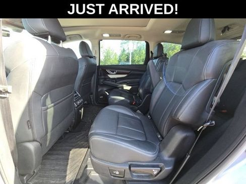 Used 2022 Subaru Ascent Touring w/ Popular Package #2A AWD/4WD image 11