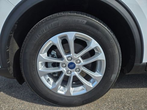 Used 2022 Ford Escape SE FWD image 15