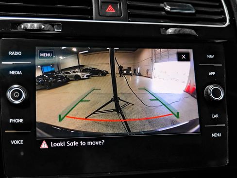 Used 2019 Volkswagen GTI S FWD image 27