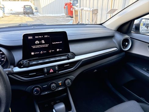 Certified 2023 Kia Forte LXS image 22