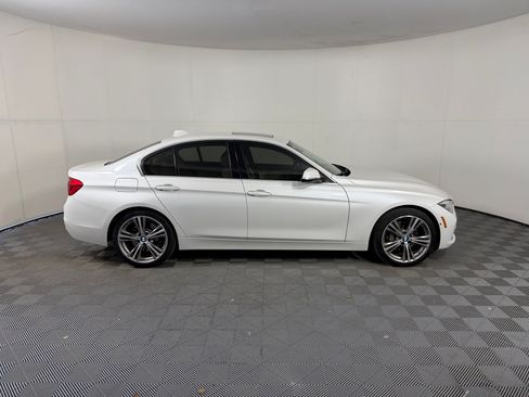 Used 2016 BMW 340i Sedan RWD image 8