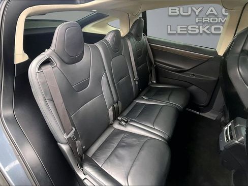 Used 2016 Tesla Model X 75D image 26