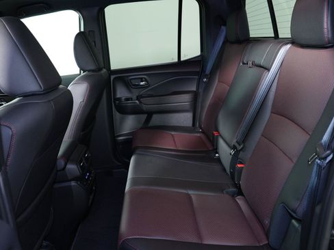 Used 2026 Honda Ridgeline Black Edition image 25