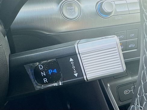 New 2026 Hyundai Kona SEL Premium image 13