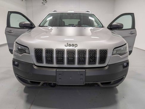 Used 2021 Jeep Cherokee Trailhawk AWD/4WD image 15