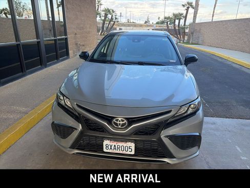 Used 2021 Toyota Camry XSE w/ Carpet Mat Package (TMS) FWD image 2