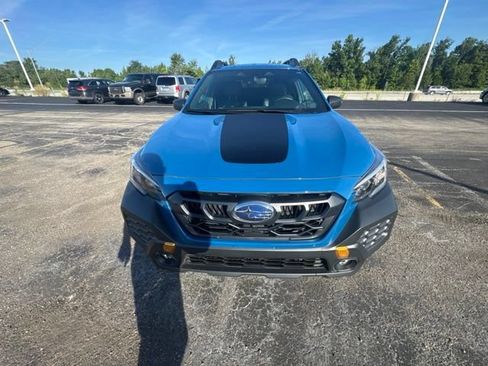 Used 2025 Subaru Outback Wilderness AWD/4WD image 2