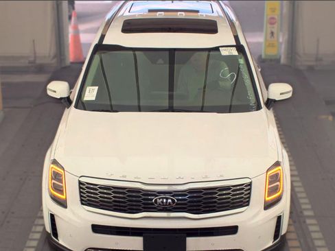 Used 2021 Kia Telluride SX AWD/4WD image 3
