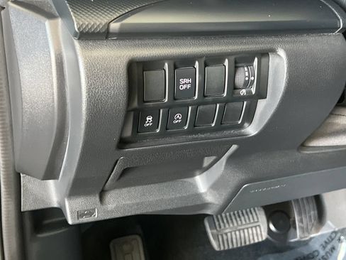 Used 2021 Subaru Forester w/ Popular Package #1 AWD/4WD image 37