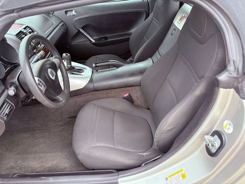 Used 2007 Saturn Sky 2dr Conv image 24