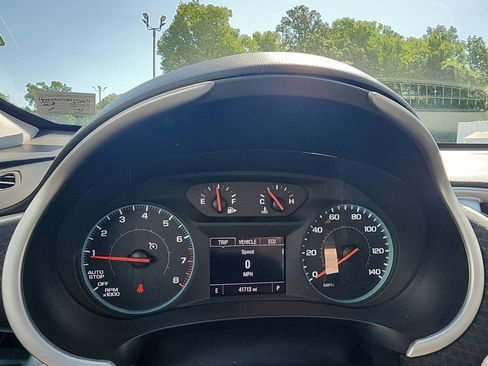Used 2024 Chevrolet Malibu LT FWD image 16