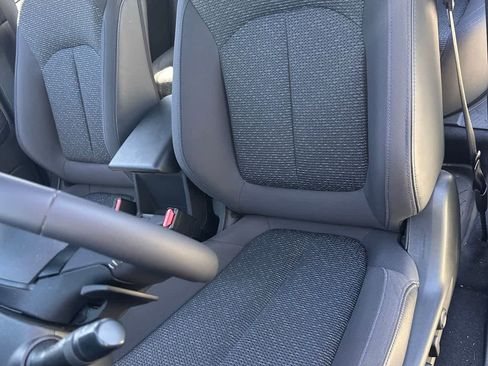 Used 2025 Subaru Forester Premium image 13