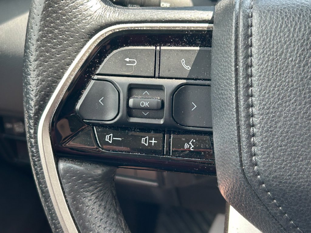 Used 2023 Toyota Tundra Limited AWD/4WD image 42