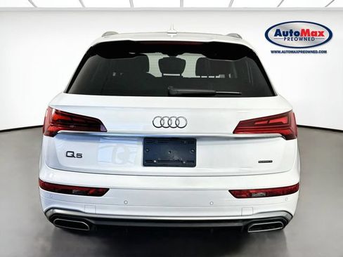 Used 2023 Audi Q5 2.0T Premium w/ Convenience Package AWD/4WD image 8