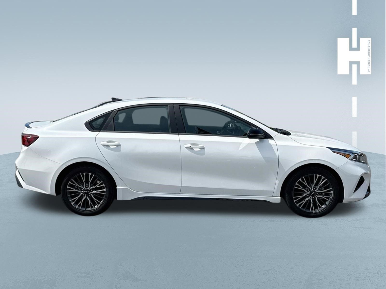 Used 2024 Kia Forte GT-Line FWD image 3