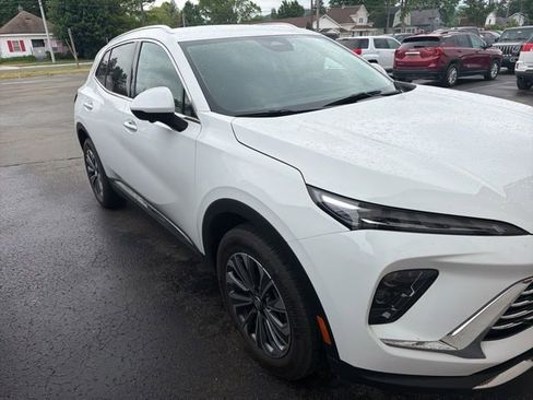 Used 2024 Buick Envision Preferred AWD/4WD image 7