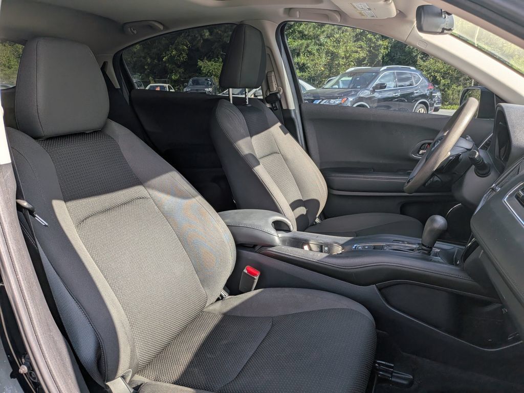Used 2022 Honda HR-V EX image 27