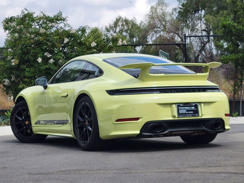 Used 2025 Porsche 911 Carrera T image 3